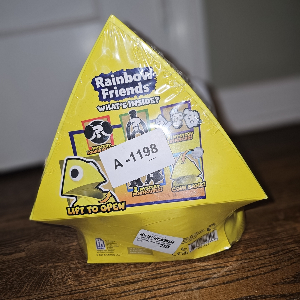 Rainbow Friends Yellow Collector Bundle - Picture 3 of 3